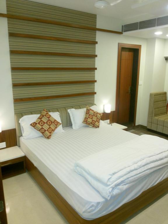 Hotel Sangat Plaza Bhopal Ruang foto